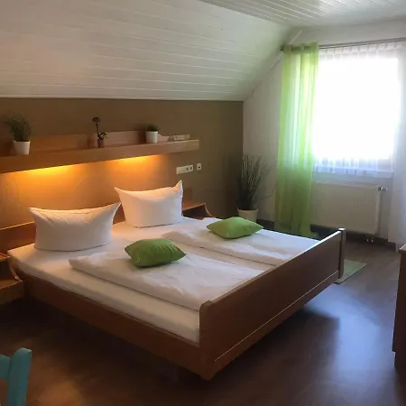 Self-check-in & Am Bergsee 게스트하우스 3*